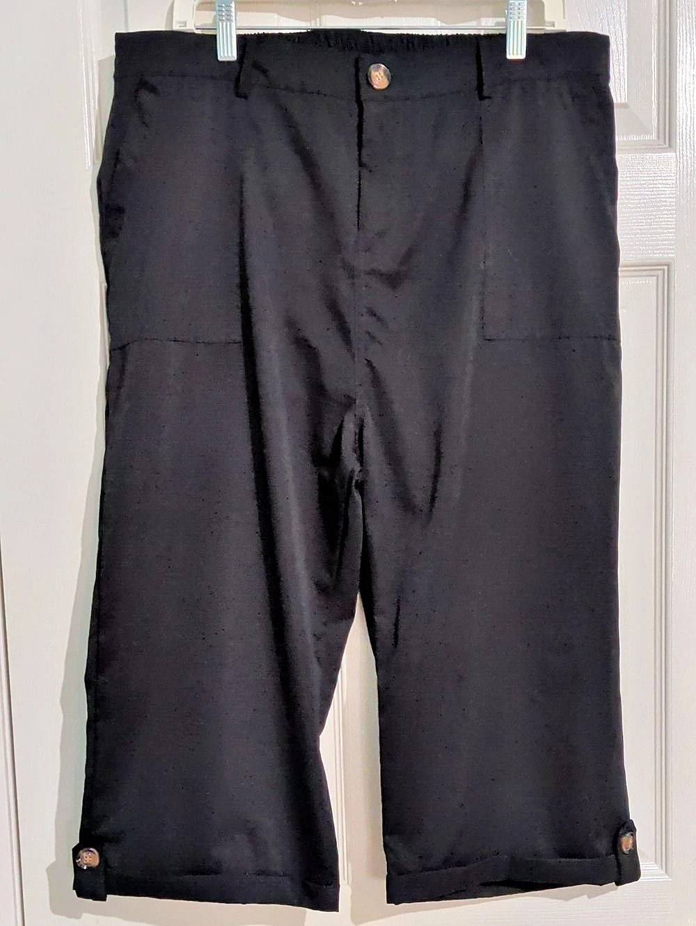 Black Capri Pants Like New